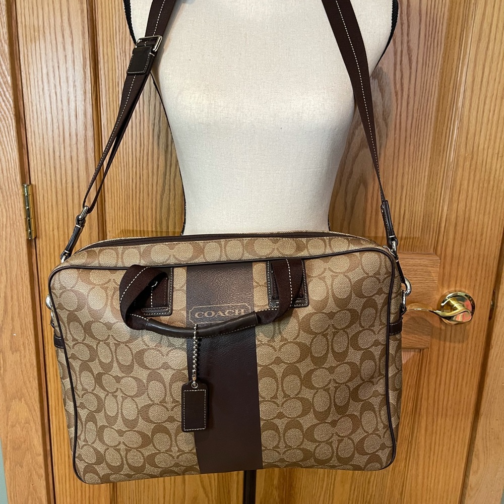 Coach Signature Logo Slim Small Brief Briefcase Business Crossbody Lap in Brown